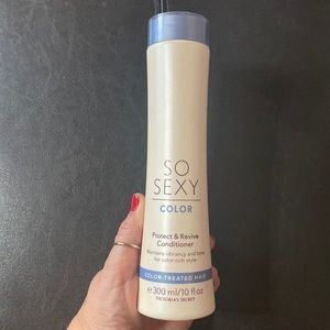 Victoria Secret So Sexy Color conditioner